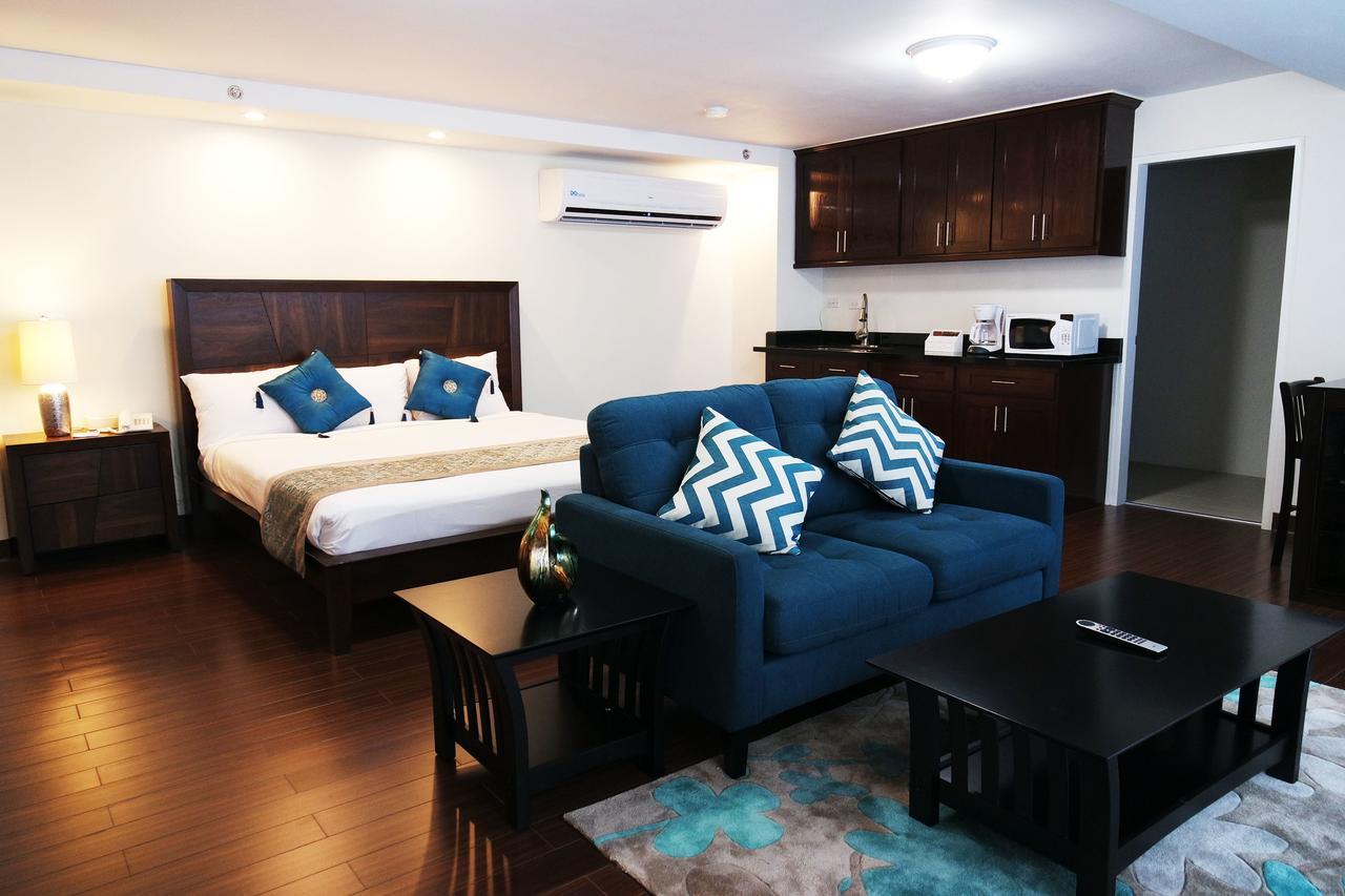 Oceanview Hotel And Residences Tumon Exterior foto